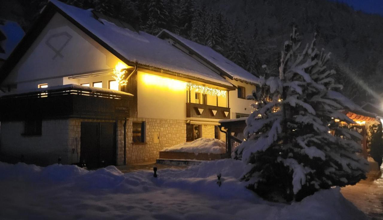 Apartments Oman Kranjska Gora Eksteriør billede