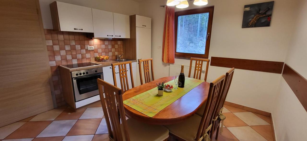 Apartments Oman Kranjska Gora Eksteriør billede