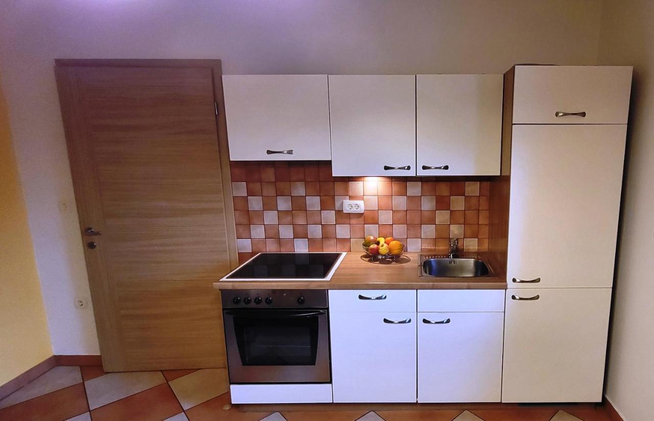 Apartments Oman Kranjska Gora Eksteriør billede